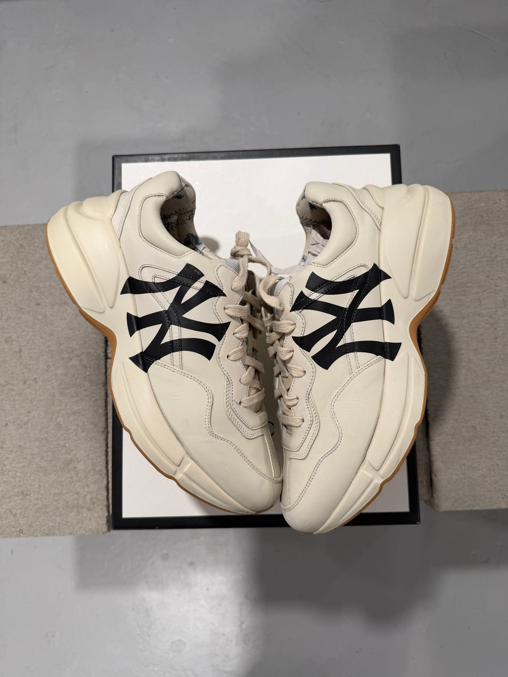 Gucci Rhyton NY Yankees Sneakers (USED)