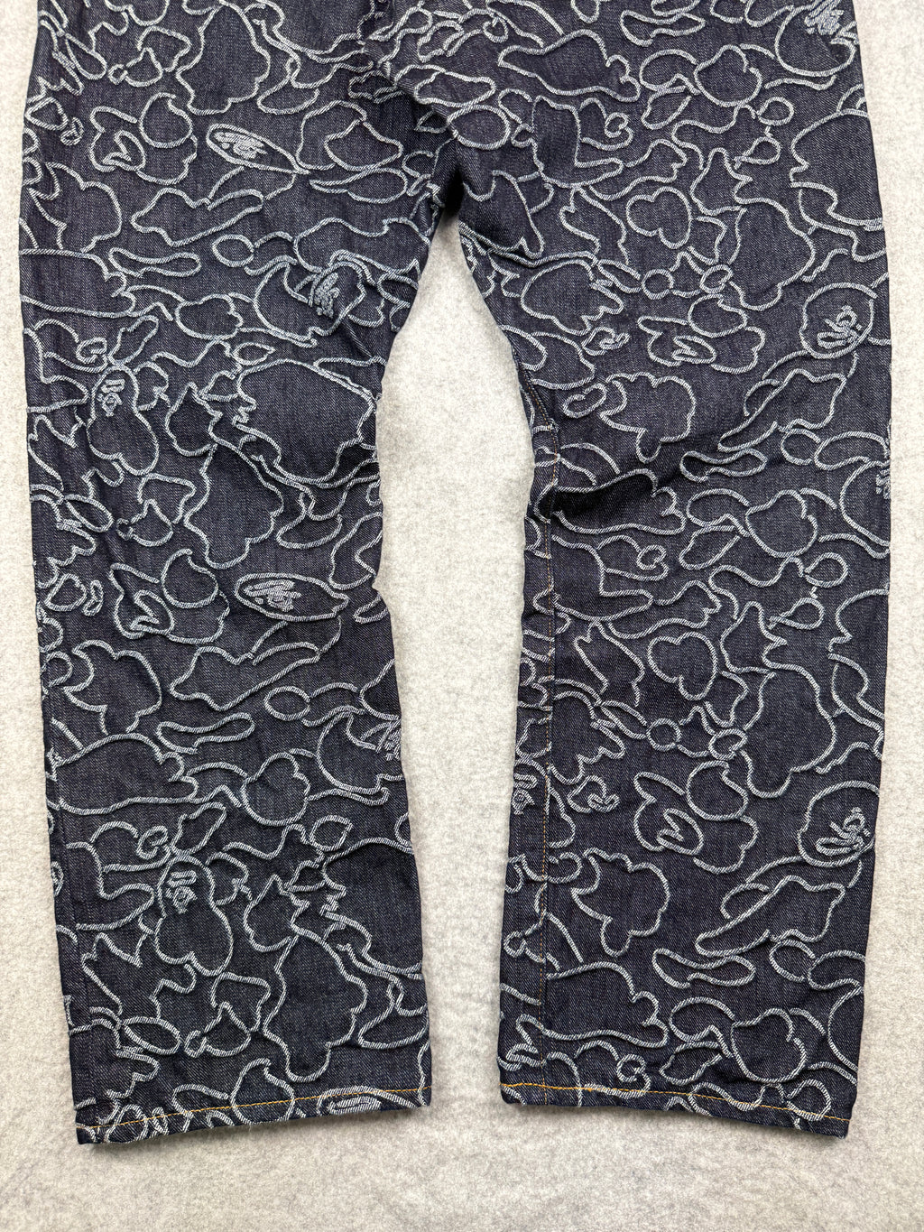 BAPE x OVO 1st Camo Jacquard Denim Pants (USED)