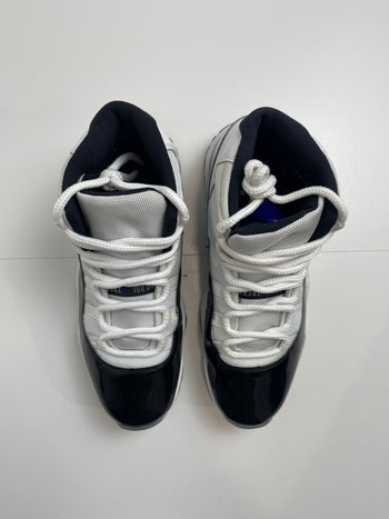 Air Jordan 11 Retro Concord 2018 (USED)