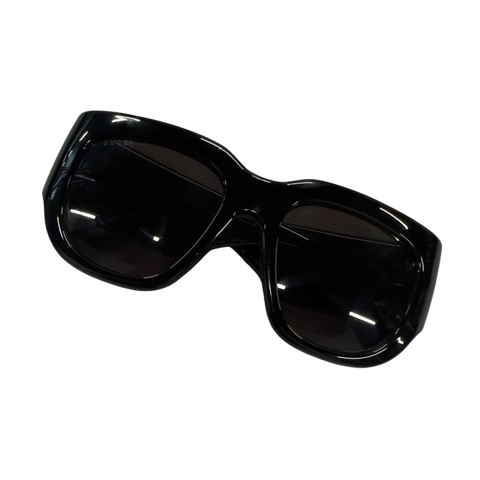 Women's Gucci GG1545S Oversized Square Sunglasses | Vitnage Clothing Store Canada