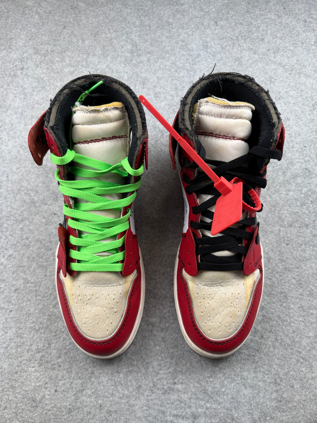 Air Jordan 1 Retro High x Off-White Chicago (USED)