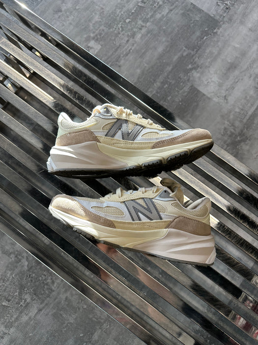 New Balance 990v6 MiUSA Cream (USED) | Vitnage Clothing Store Canada