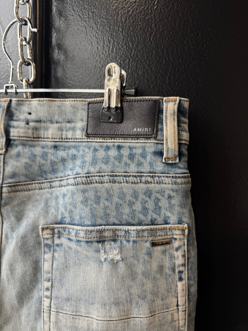 Amiri playboy clay indigo bunny logo skinny jeans