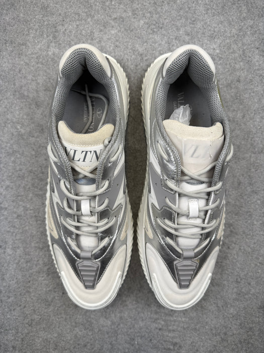 Valentino Garavani Wade Runner Sneakers (NEW, NO BOX) | Vitnage Clothing Store Canada