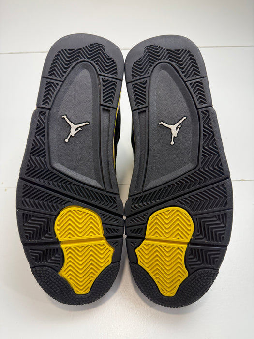 Air Jordan 4 Retro Thunder 2023 (USED) | Vitnage Clothing Store Canada