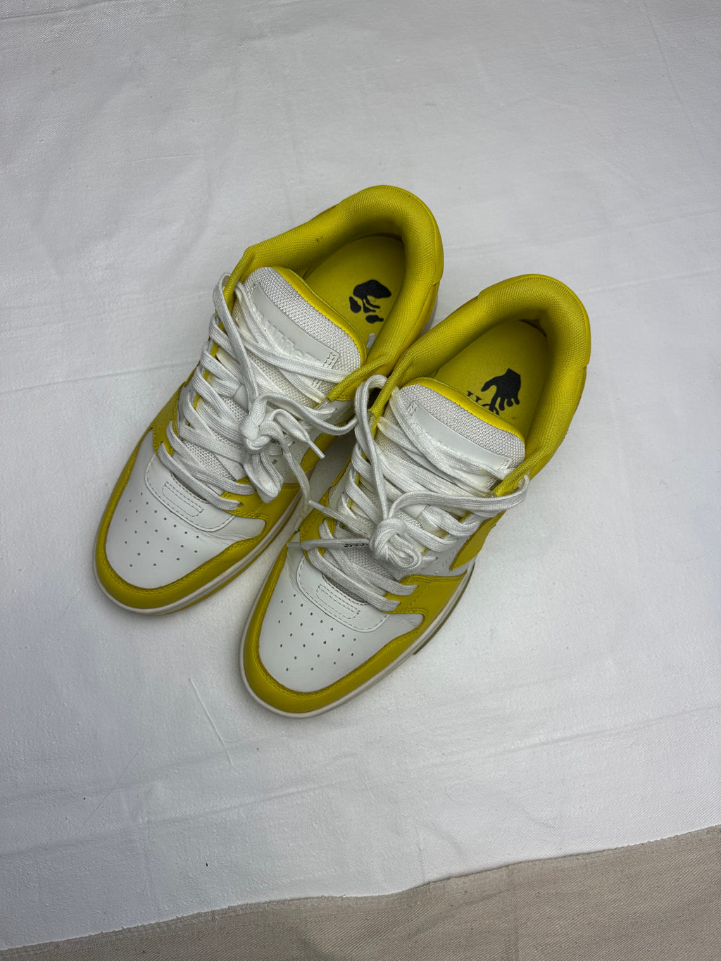 Off-White Out Of Office Yellow (USED)