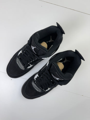 Air Jordan 4 Retro White Thunder (USED)