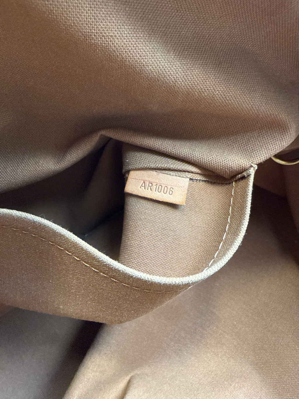 Louis Vuitton Monogram Vintage Lockit Horizontal Bag