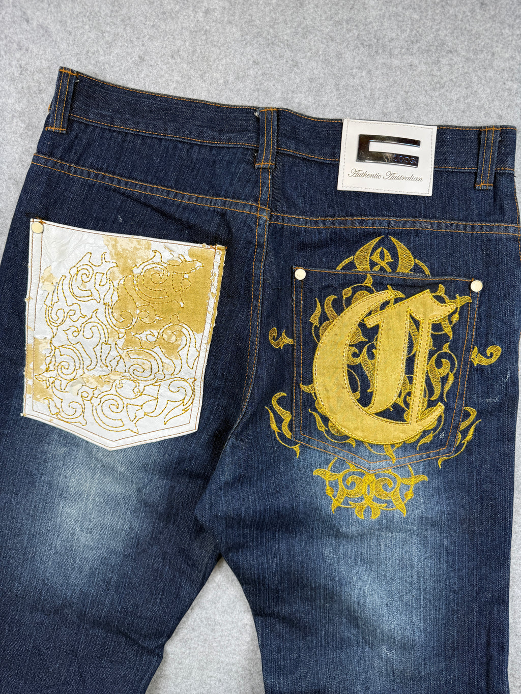 Vintage Y2K Coogi Embroidered C Jeans