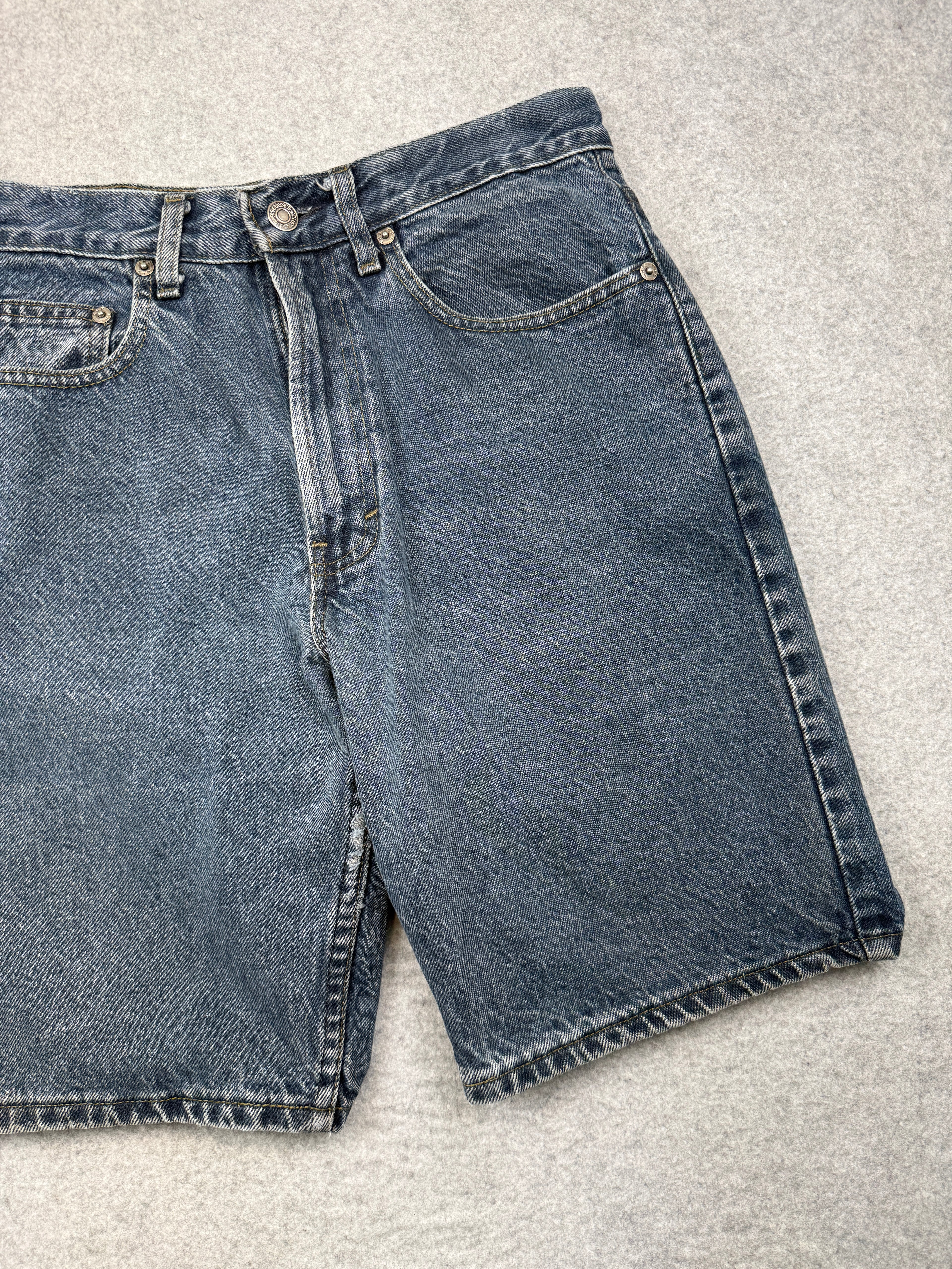 Vintage Gap Denim Easy Fit Denim Shorts