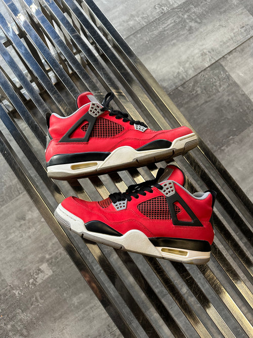 Air Jordan 4 Retro Toro Bravo (USED) | Vintage Clothing Store Canada