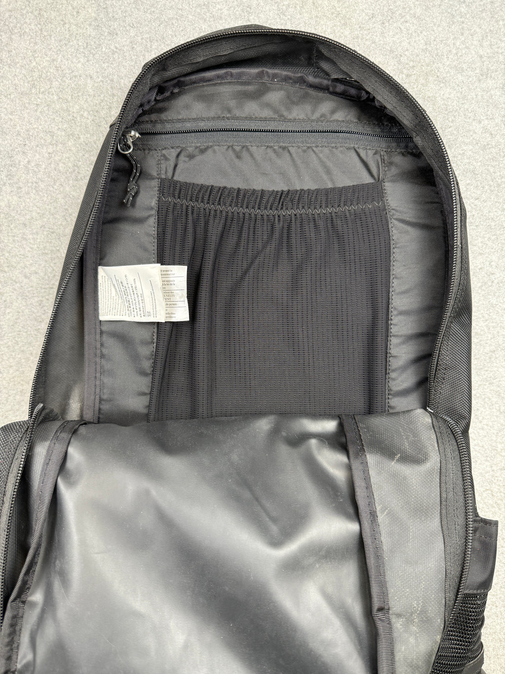 Arc'teryx Arro 22 Backpack Black/Red