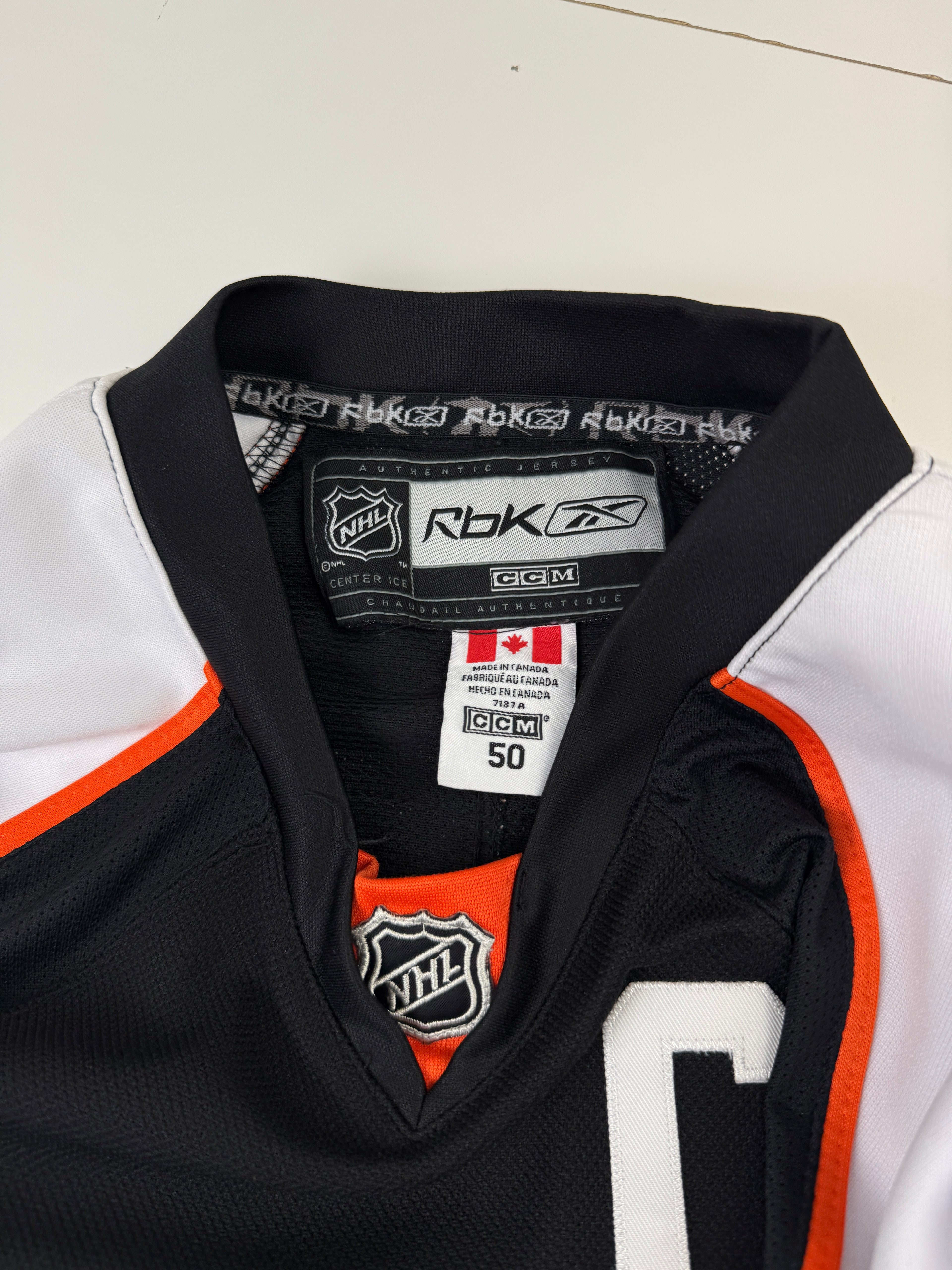 Vintage Philadelphia Flyers Mike Richards Hockey Jersey Black