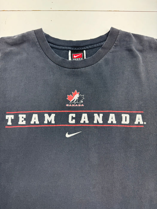 Vintage 2000s Nike Team Canada Tee Faded Black | Vitnage Clothing Store Canada