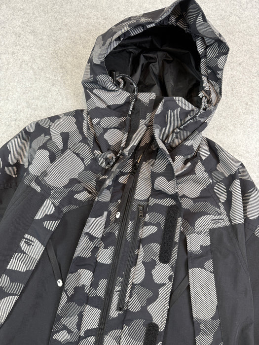 BAPE Reflector Camo Snowboard Jacket Black/Grey (USED) | Vitnage Clothing Store Canada