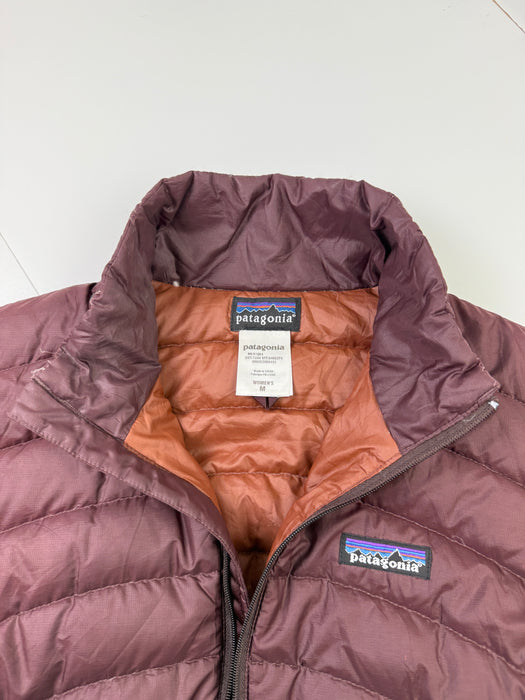Women's Patagonia Down Hooded Puffer Burgundy | Vitnage Clothing Store Canada