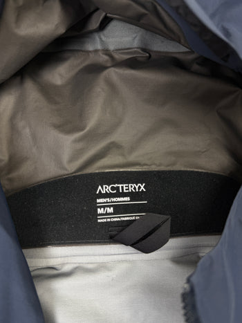 Arc'teryx Beta SL Hybrid Jacket Navy (USED)