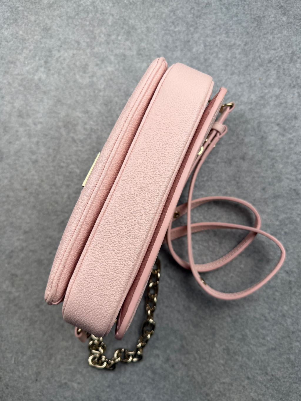 Louis Vuitton Monogram Pochette Metis East West Handbag Pink