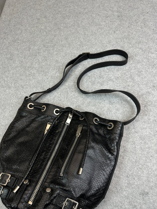 Saint Laurent Rider Bucket Medium Bucket Bag Black | Vitnage Clothing Store Canada