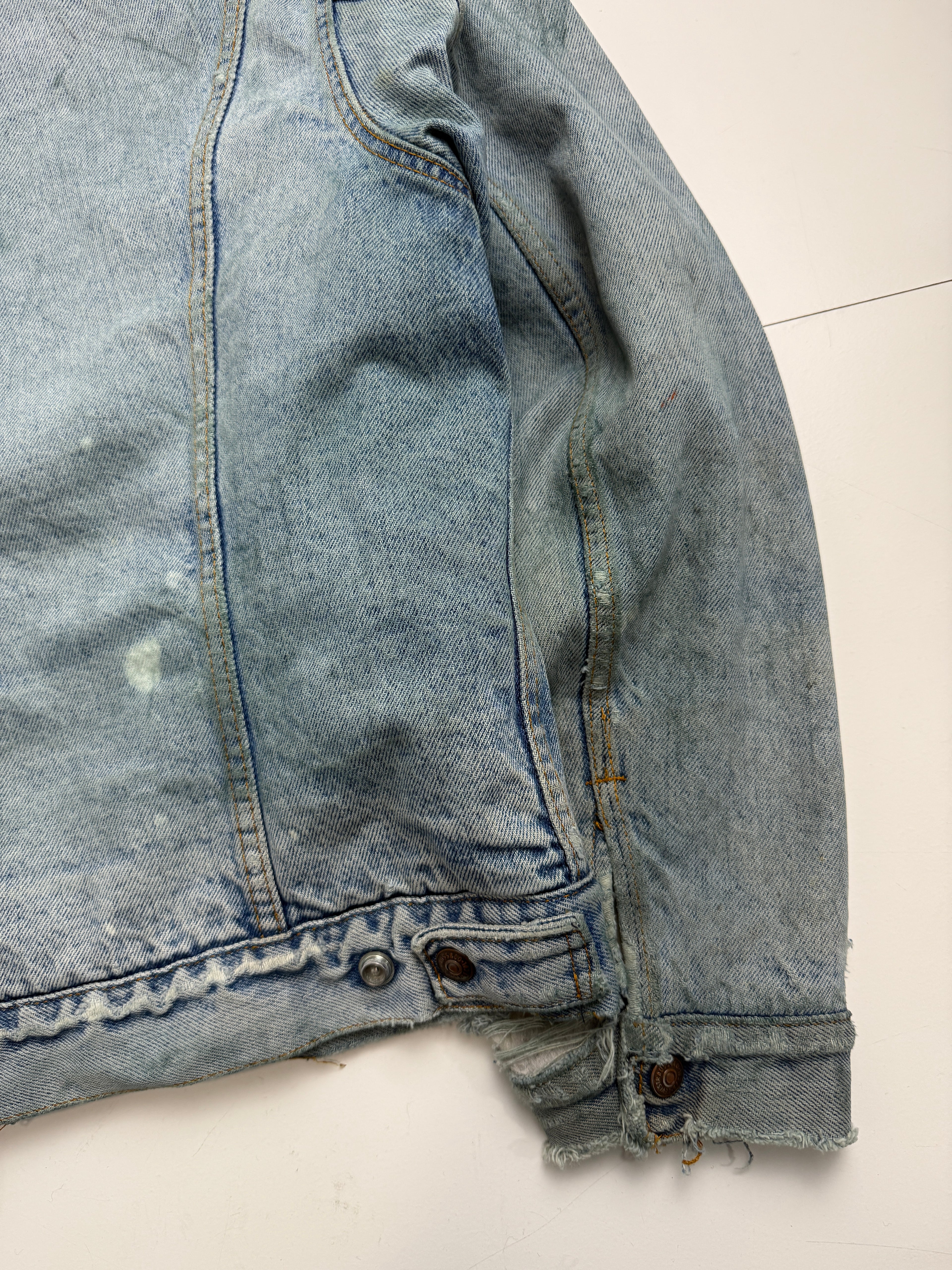 Vintage Distressed Levi Sherpa Lined Denim Jacket