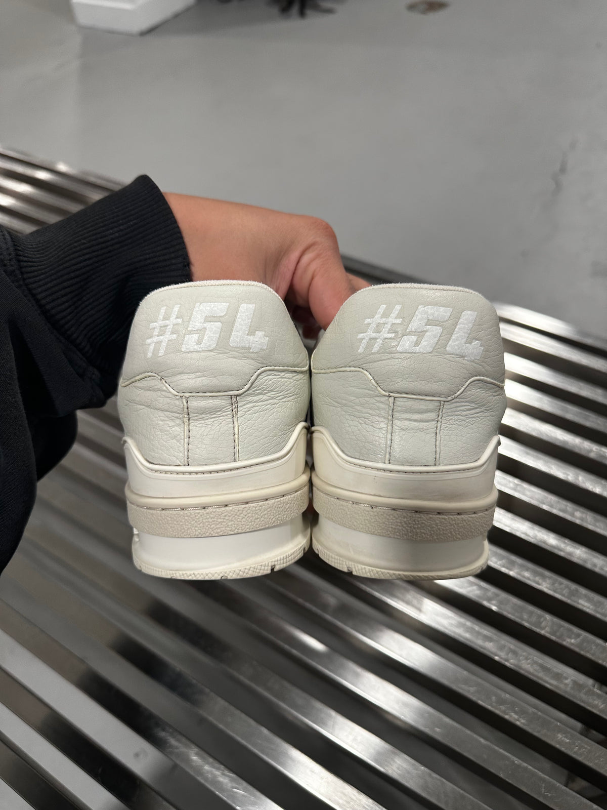 Louis Vuitton Low Trainer #54 Off White (USED NO BOX)