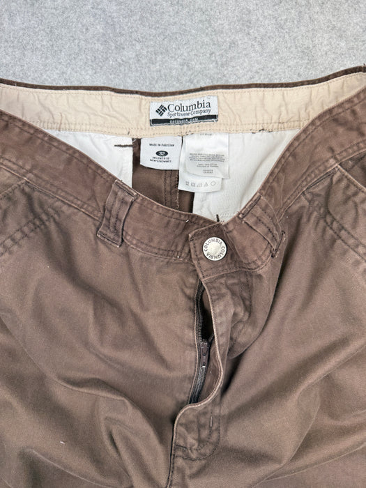 Columbia Cargo Shorts Brown | Vitnage Clothing Store Canada