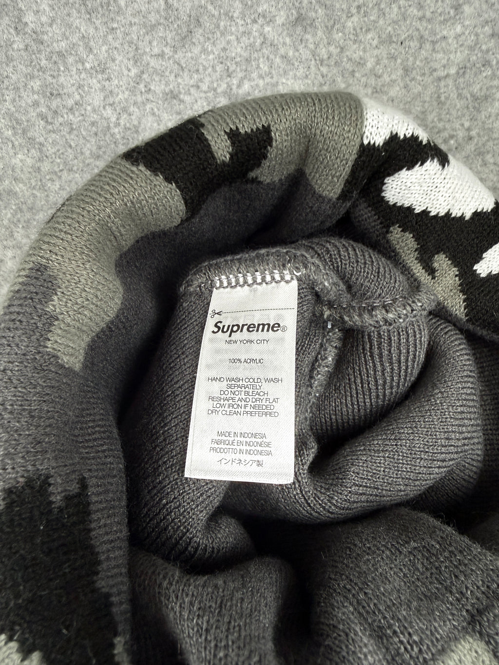 Supreme Camo Big Logo Beanie Snow Camo (USED)