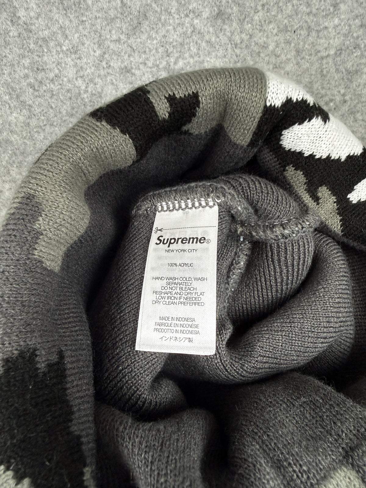 Supreme Camo Big Logo Beanie Snow Camo (USED)