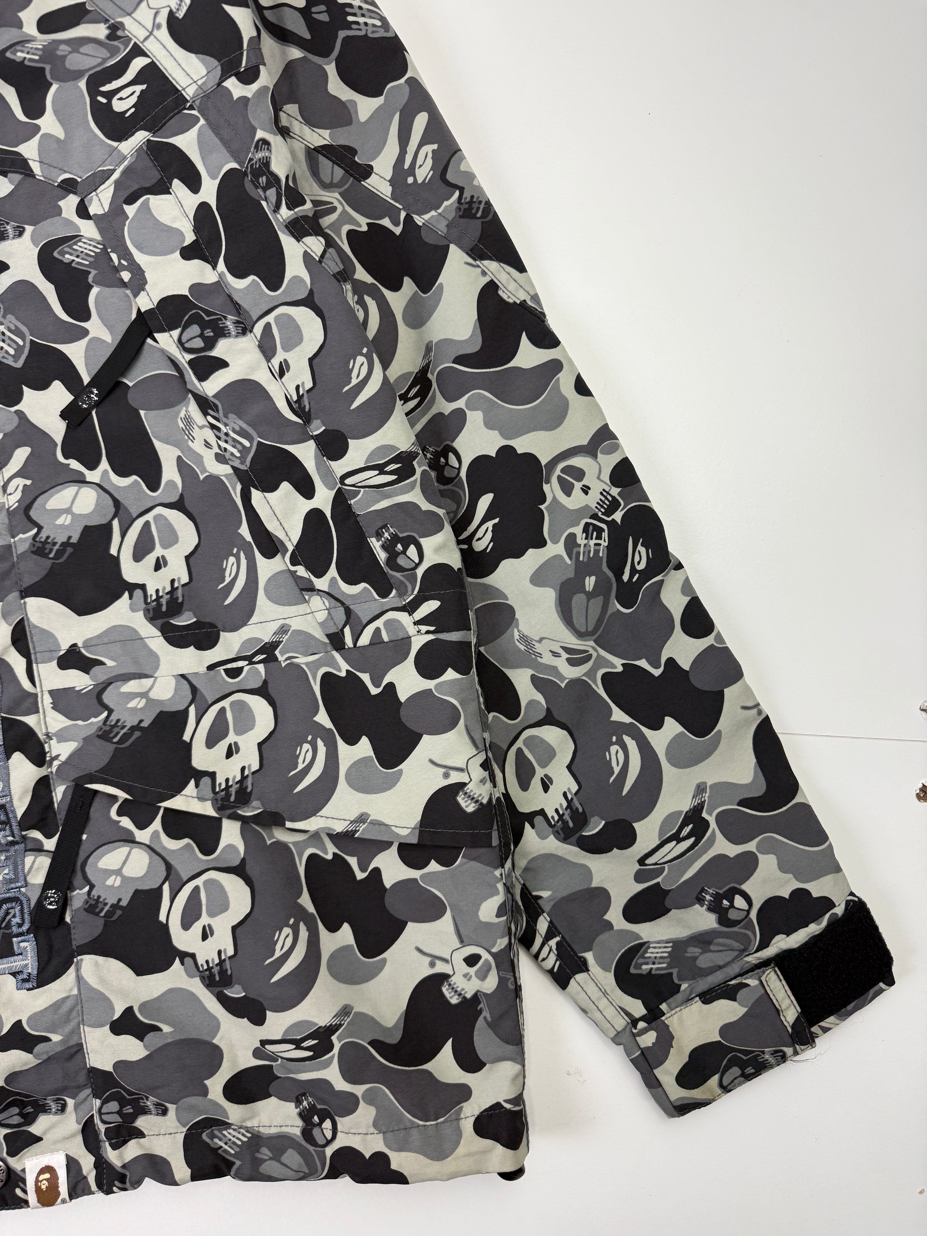Stussy x BAPE Skull Camo Snowboard Jacket Grey (USED)