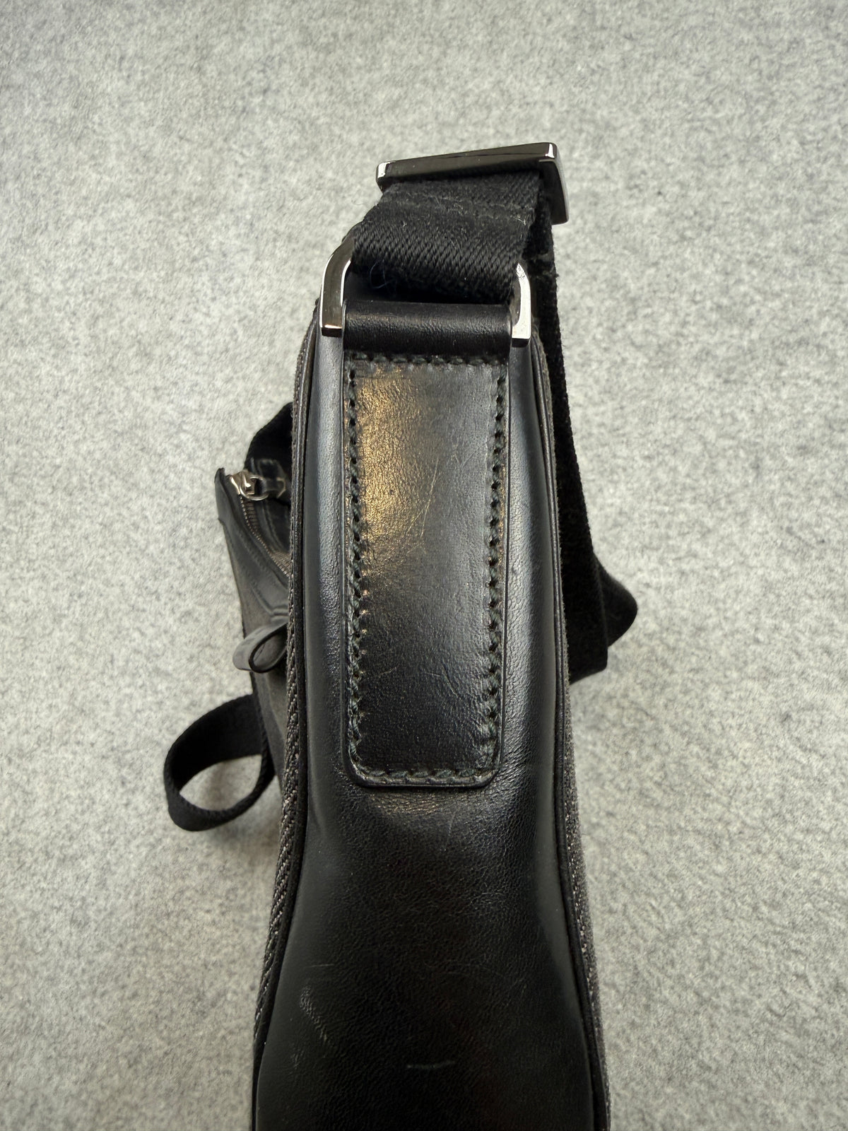 Gucci GG Canvas Half Moon Shoulder Bag Black