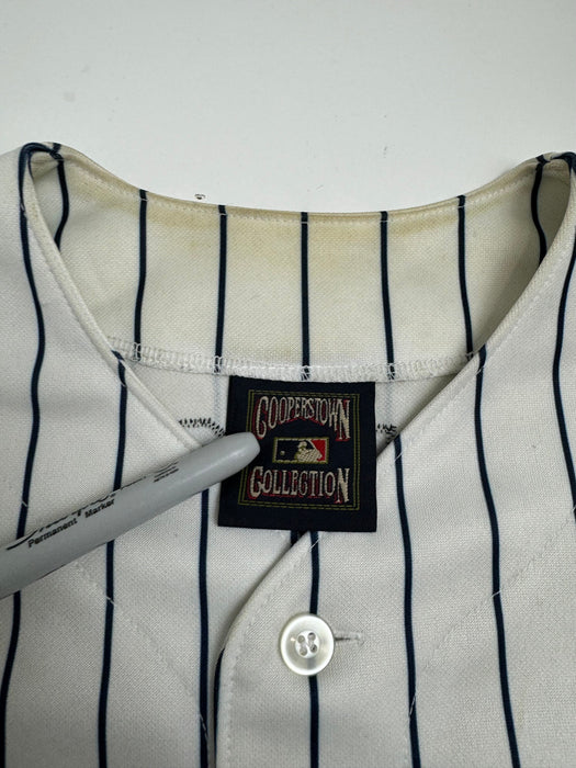 (XL) New York Yankees Reggie Jackson Jersey | Vitnage Clothing Store Canada