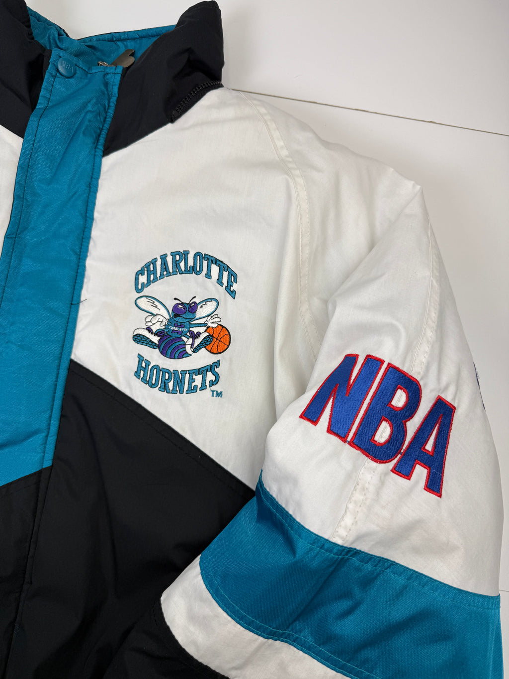 Vintage Pro Player Charlotte Hornets Insulated Jacket