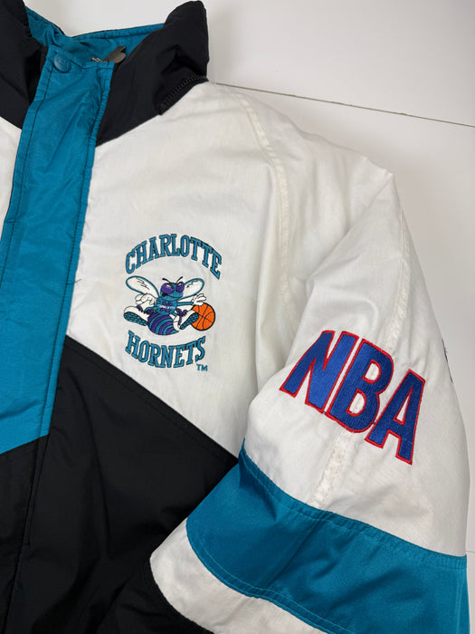 Vintage Pro Player Charlotte Hornets Insulated Jacket | Vitnage Clothing Store Canada