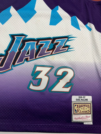 (L) Mitchell & Ness Utah Jazz Karl Malone Jersey