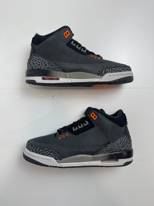 Air Jordan 3 Retro GS Fear Pack 2023 (USED) | Vintage Clothing Store Canada