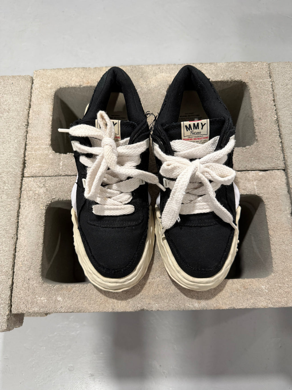 Maison Mihara Yasuhiro Parker OG Sole Canvas Low Black/White (USED)