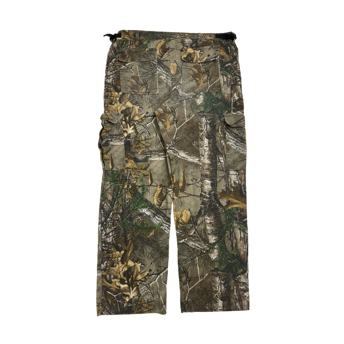 (38) Yukon Gear Camo Cargo Pants | Vitnage Clothing Store Canada