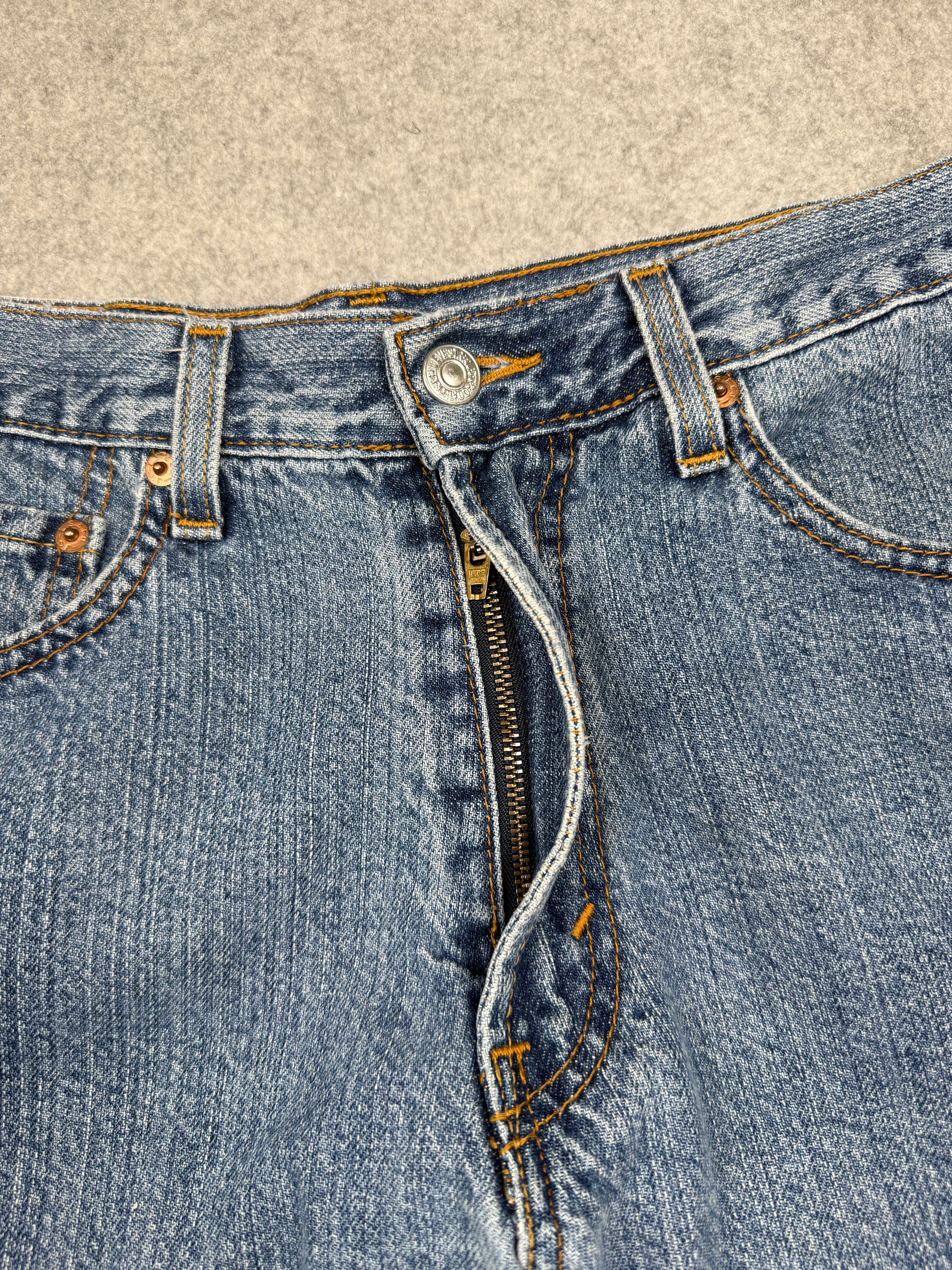 Levi's 550 Relaxed Fit Denim Shorts