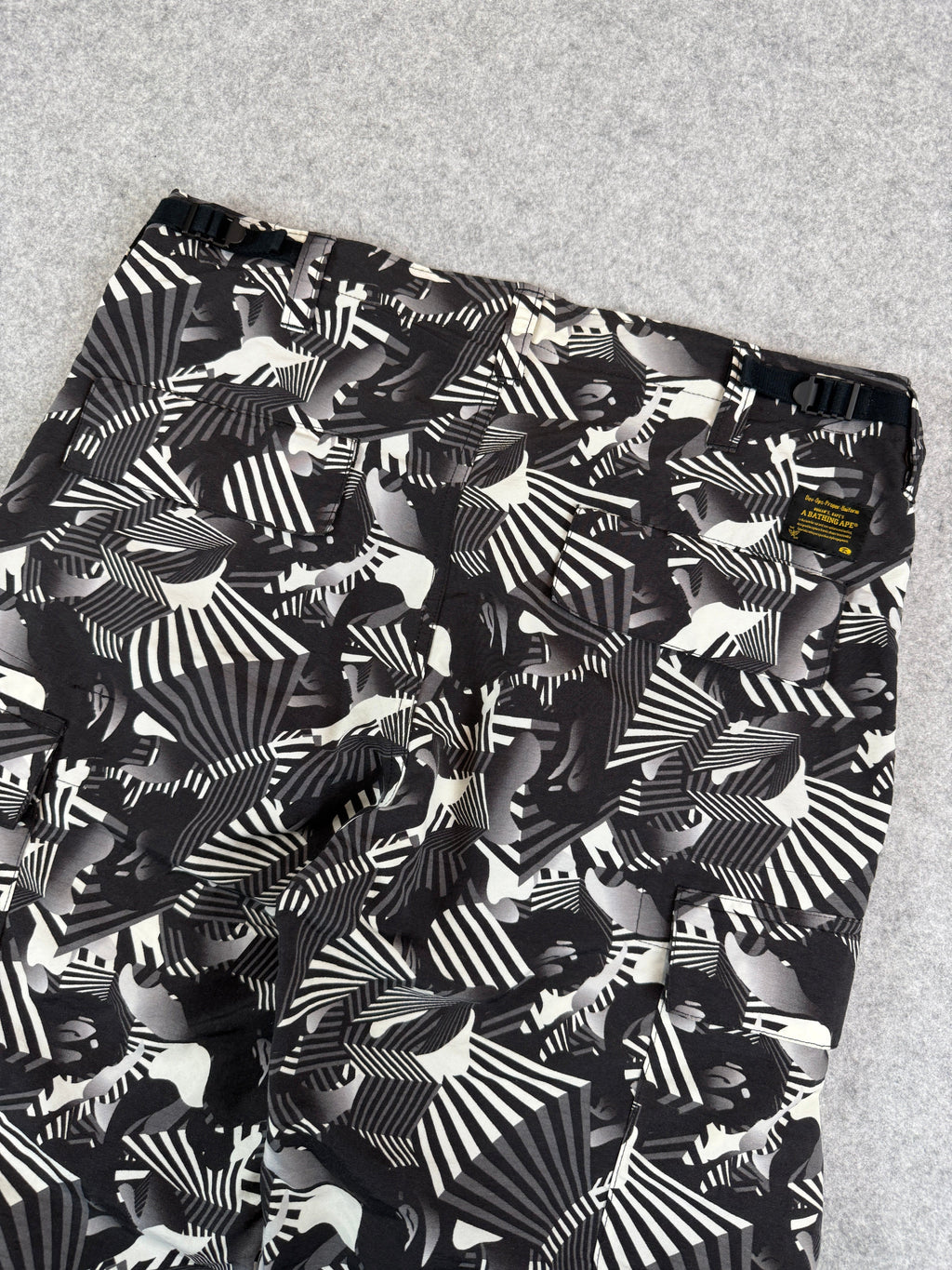 BAPE Dazzle Camo Pants Black/Grey (USED)
