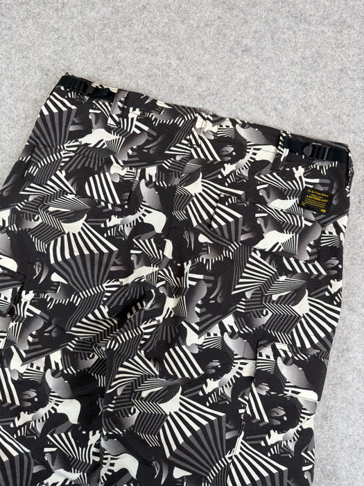 BAPE Dazzle Camo Pants Black/Grey (USED) | Vitnage Clothing Store Canada