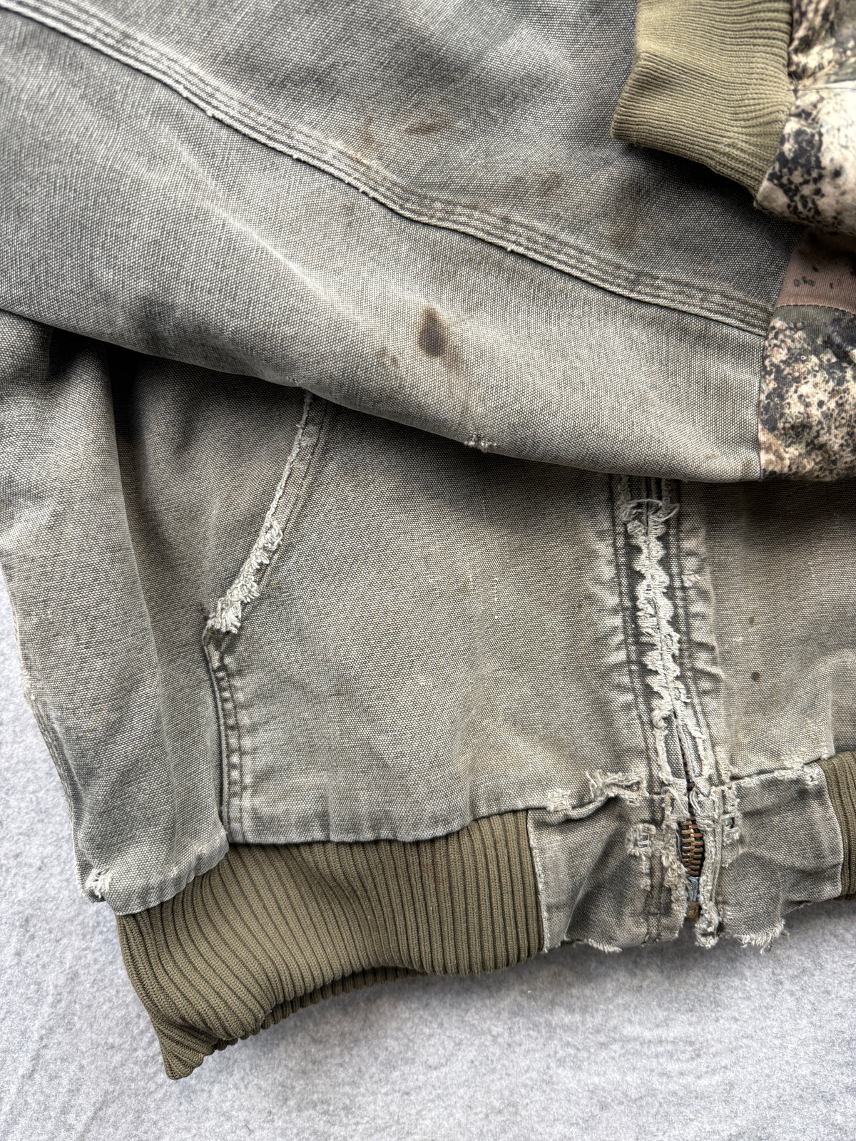 Vintage Carhartt Distressed Active Hooded Jacket Green