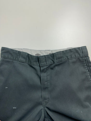 (32) Dickies 874 Original Fit Chino Pants Dark Green