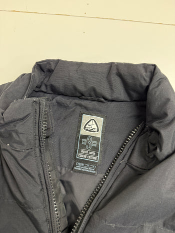 Vintage 2000's Nike ACG Insulated Jacket Black