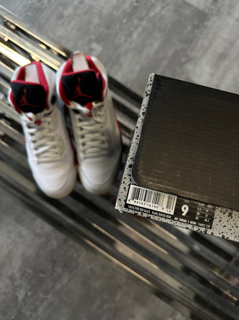 Air Jordan 5 Retro Fire Red Black Tongue 2013 (USED)