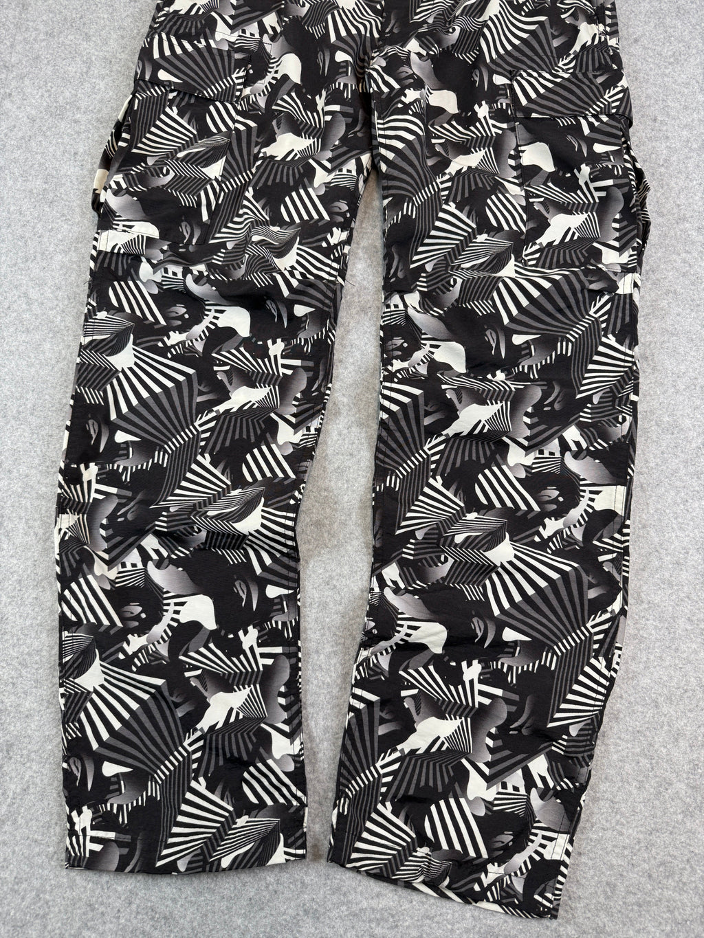 BAPE Dazzle Camo Pants Black/Grey (USED)