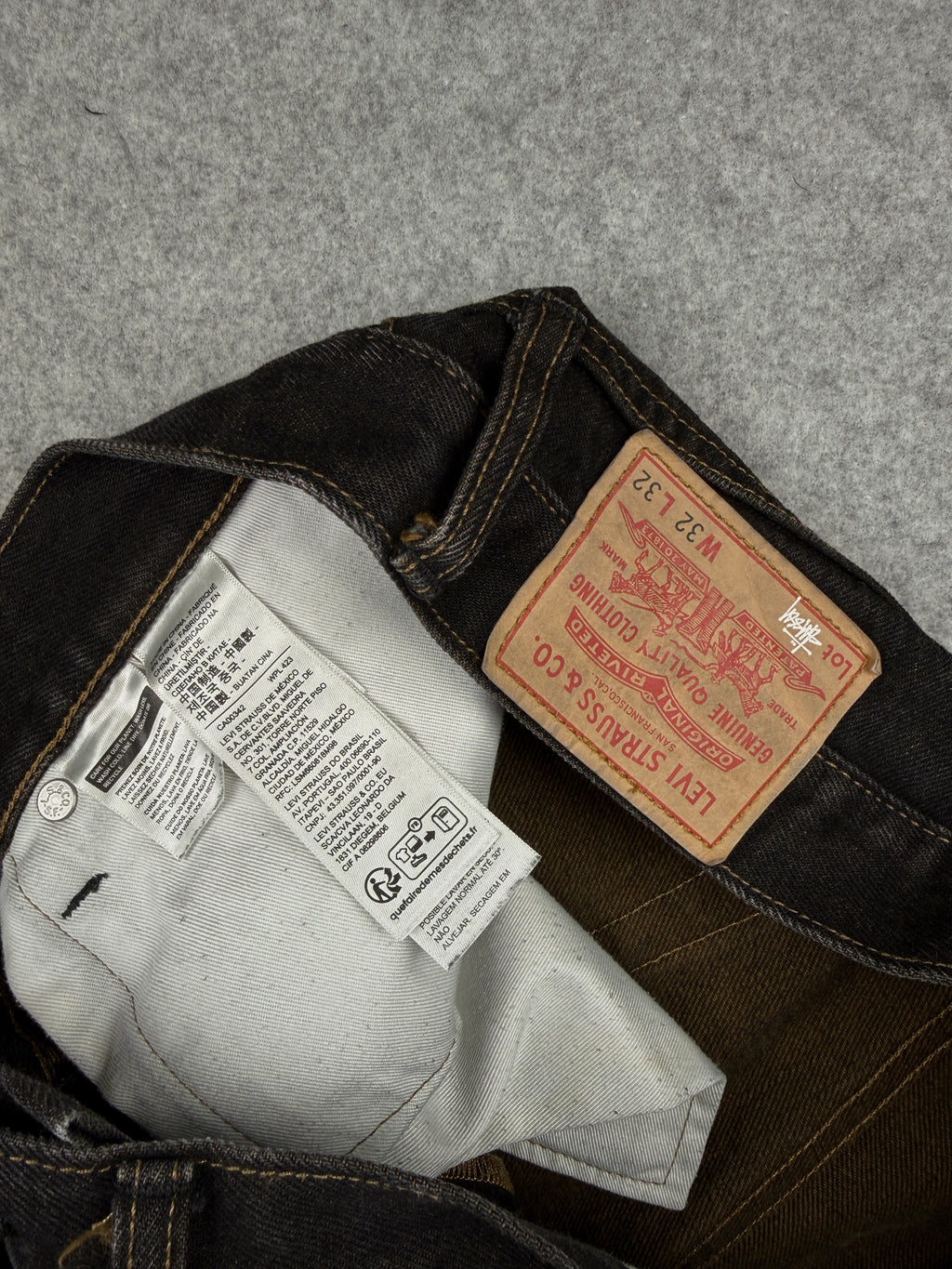Stussy x Levi’s Crispy Rinse 568 Denim Pants Black/Brown (USED)