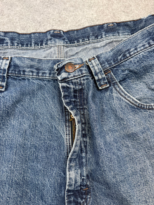 Wrangler Regular Fit Carpenter Denim Shorts | Vitnage Clothing Store Canada