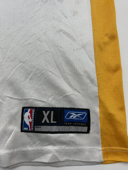 (XL) Vintage 2000s Reebok LA Lakers Kobe Bryant Jersey White | Vitnage Clothing Store Canada