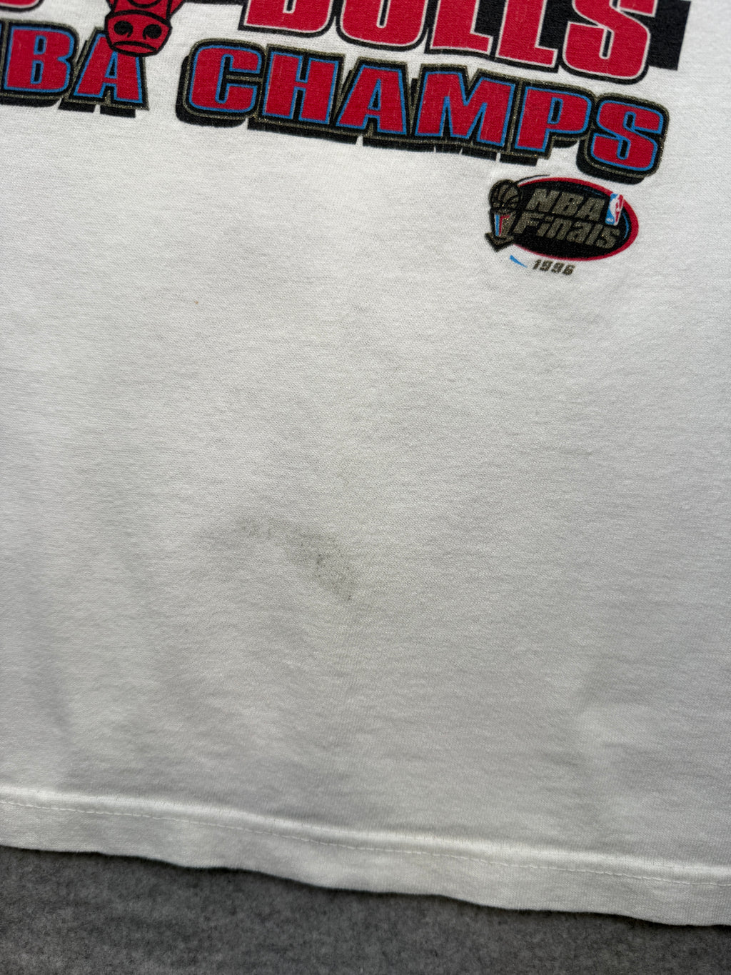 Vintage 1996 Chicago Bulls NBA Champs The Best Ever Anywhere Tee White
