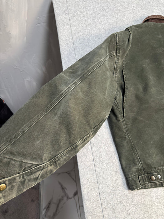 Vintage 2000’s Carhartt Detroit Work Jacket Moss Green | Vitnage Clothing Store Canada